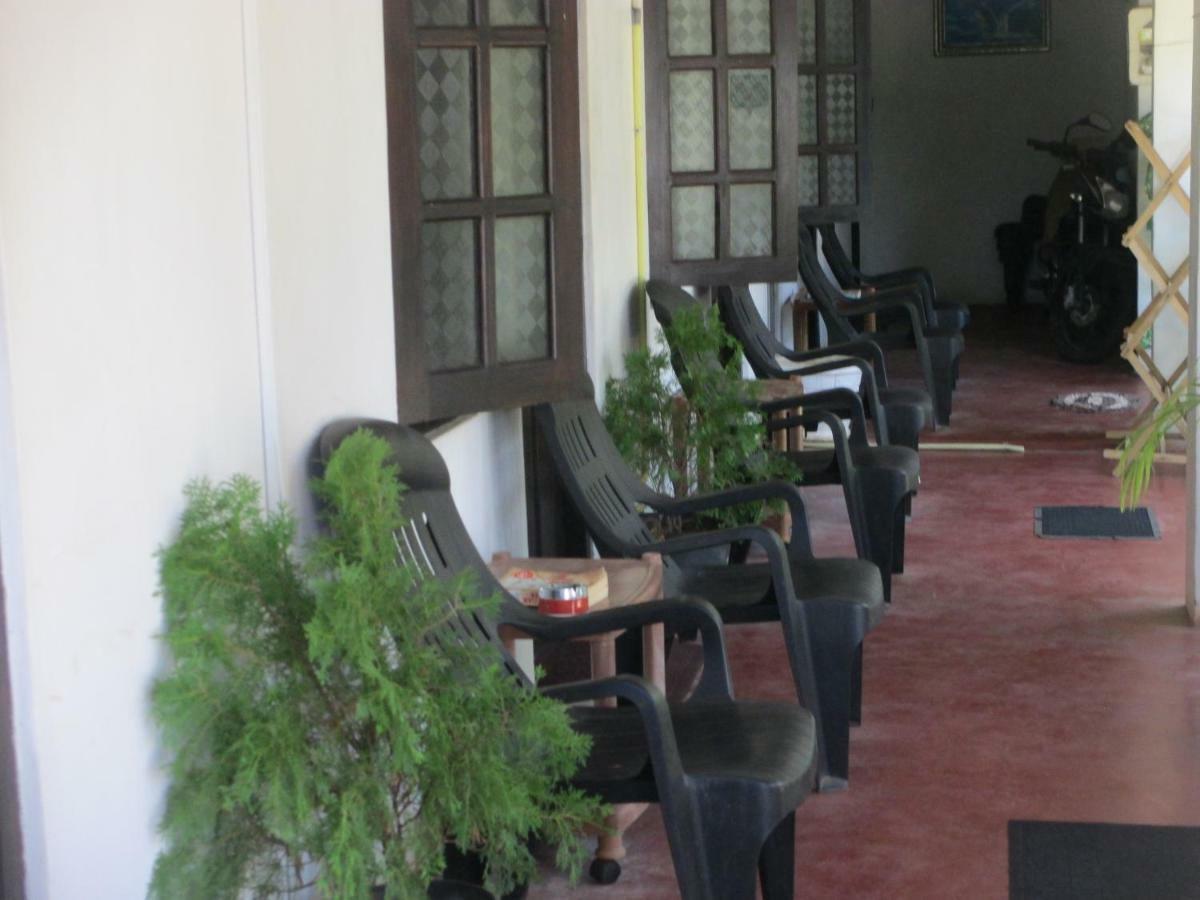 Uppuveli Beach House トリンコマリー エクステリア 写真